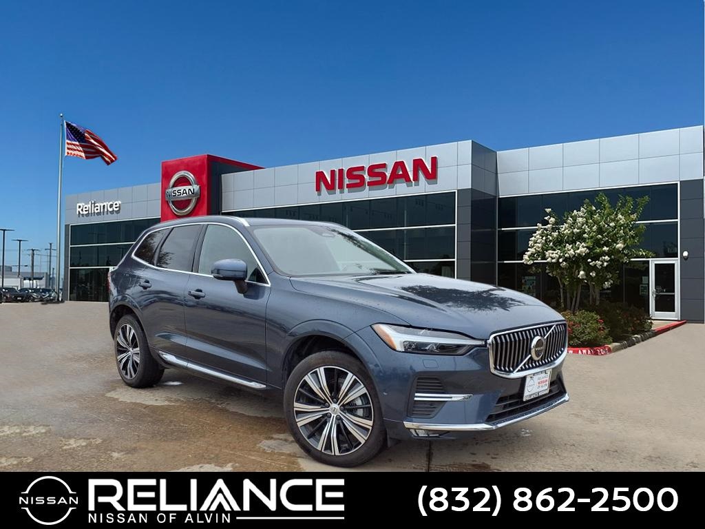 2023 Volvo XC60 Plus's photo