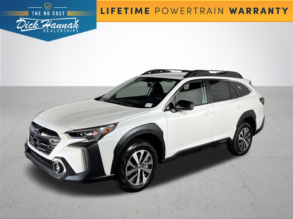 2025 Subaru Outback Premium's photo
