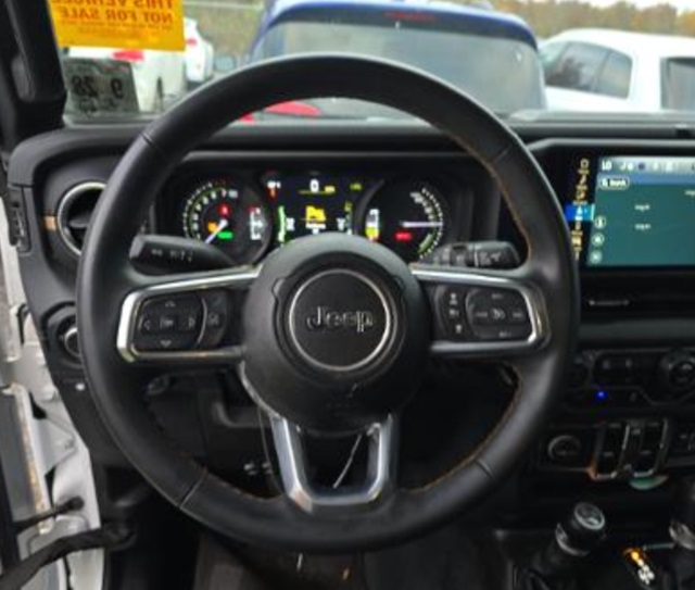 2024 Jeep Wrangler 4xe Sahara photo 4