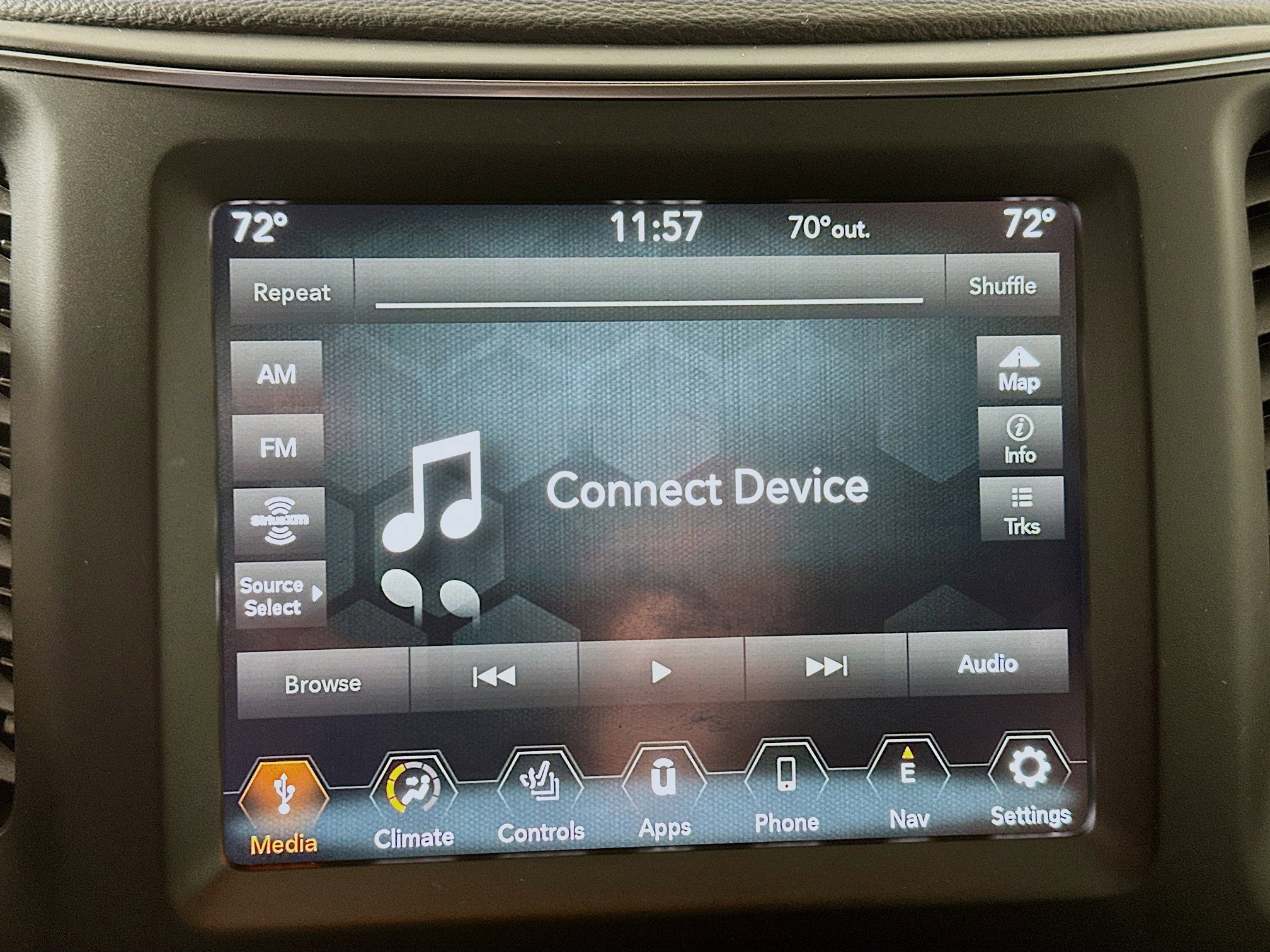 2023 Jeep Cherokee Altitude photo 13