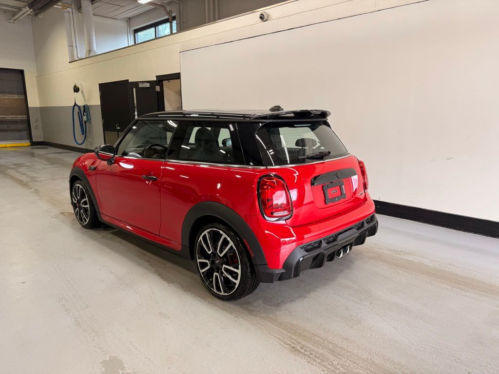 2024 Mini Cooper Hardtop John Cooper Works photo 2