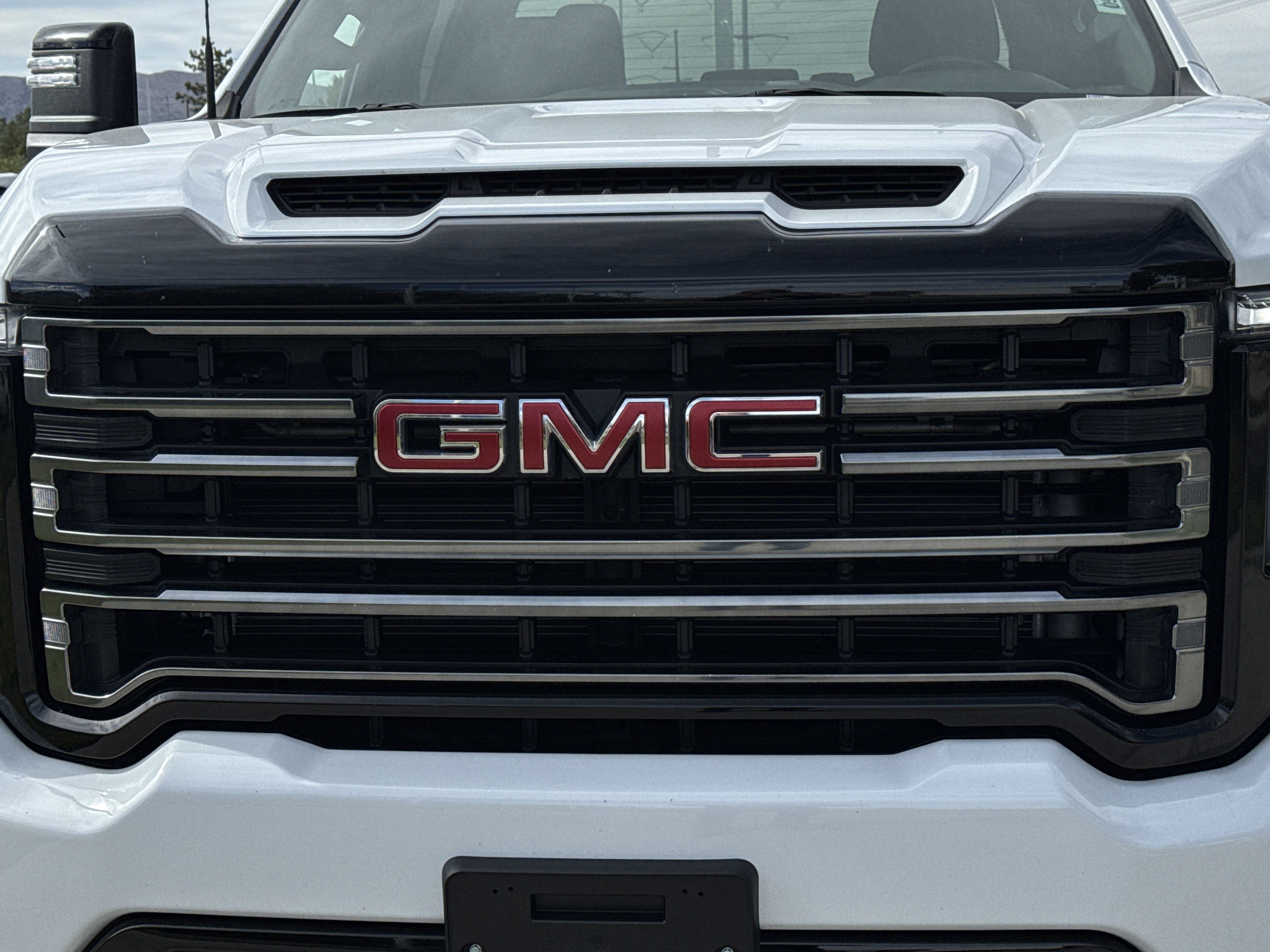 2022 Gmc Sierra 3500 HD AT4 photo 2