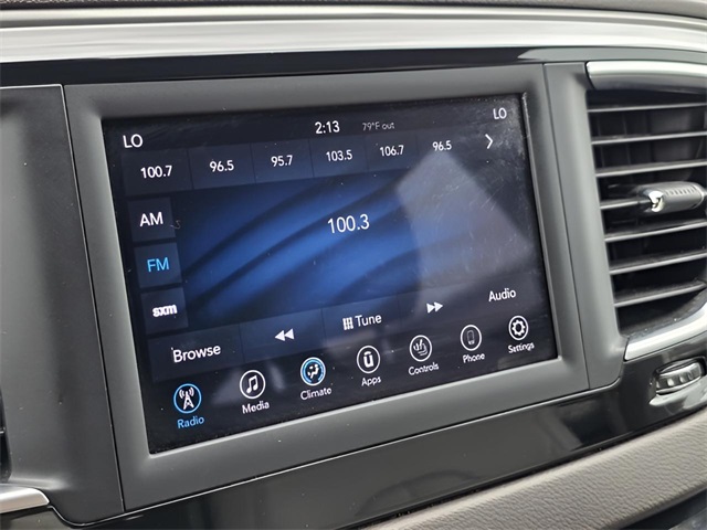 2018 Chrysler Pacifica Touring L photo 23
