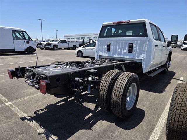 2025 Chevrolet Silverado 3500HD Work Truck photo 4