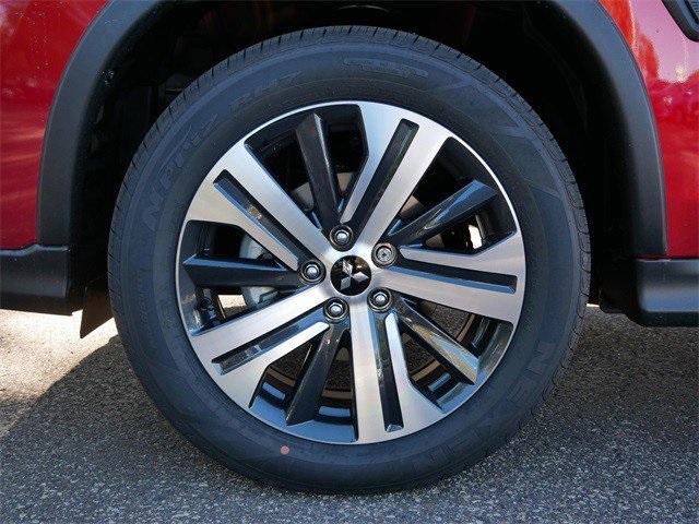 2025 Mitsubishi Outlander Sport ES photo 3