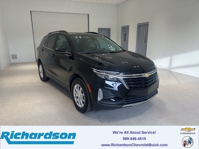 2022 Chevrolet Equinox LT's photo
