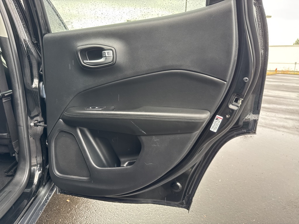 2020 Jeep Compass Altitude photo 15