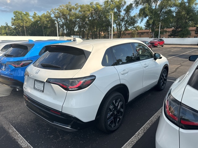 2026 Honda HR-V EX-L photo 8