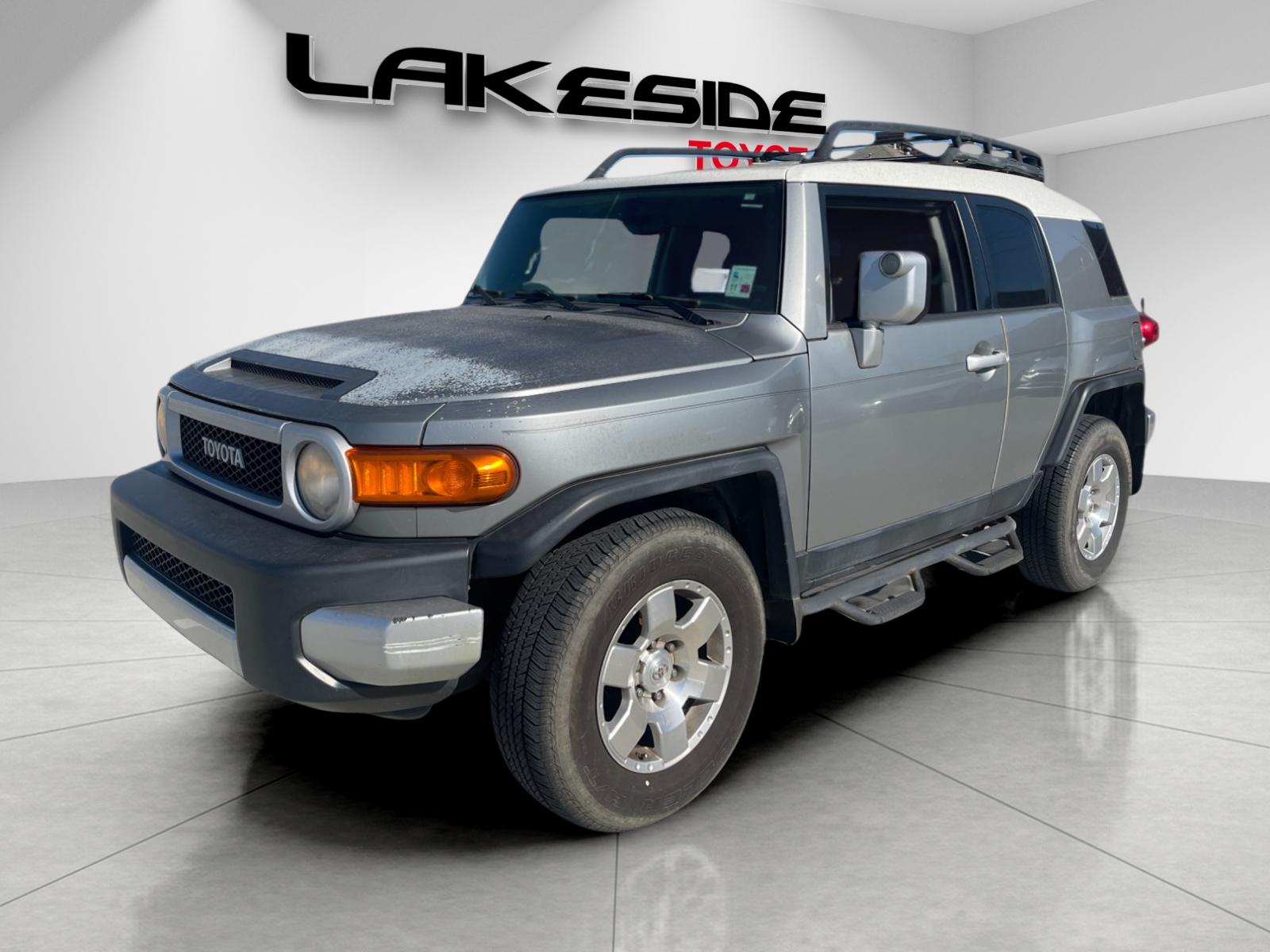 Used 2010 Toyota FJ Cruiser Base with VIN JTEZU4BF2AK010633 for sale in Metairie, LA
