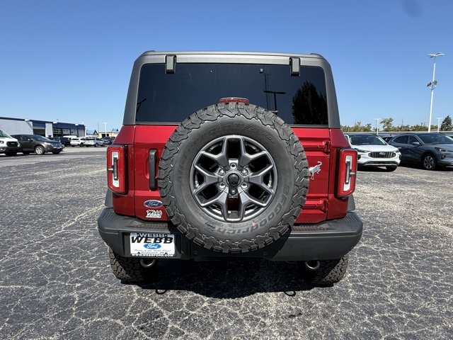 2025 Ford Bronco Badlands photo 7