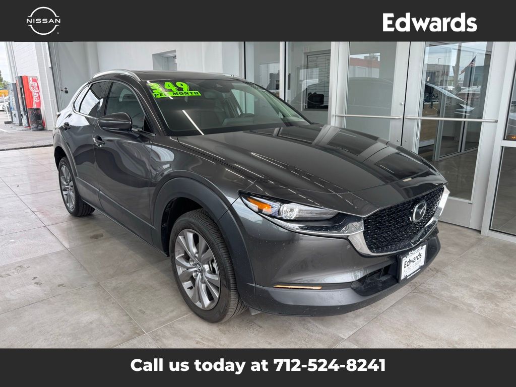 2021 Mazda CX-30 Premium photo 2