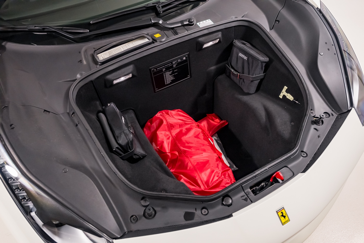 2018 Ferrari 488 GTB photo 32