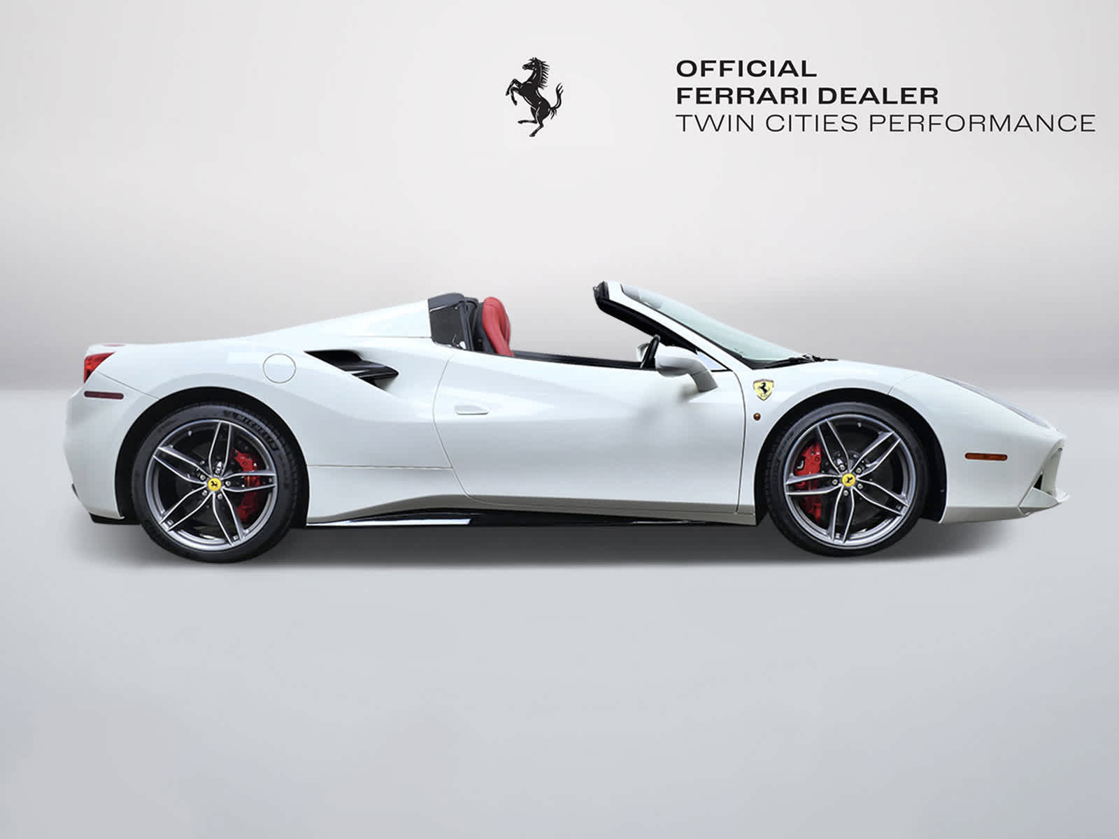 2019 Ferrari 488 Spider photo 9