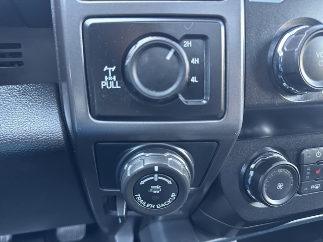 2020 Ford F-150 XLT photo 28