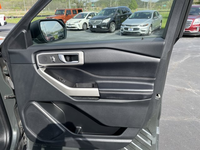 2022 Ford Explorer XLT photo 29