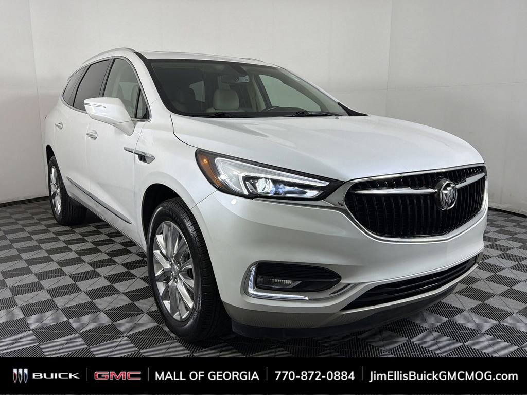 2021 Buick Enclave Essence's photo