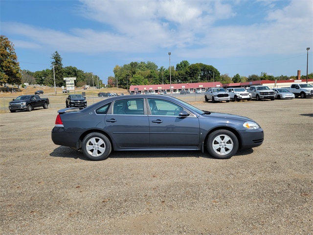 2009 Chevrolet Impala 1LT photo 3