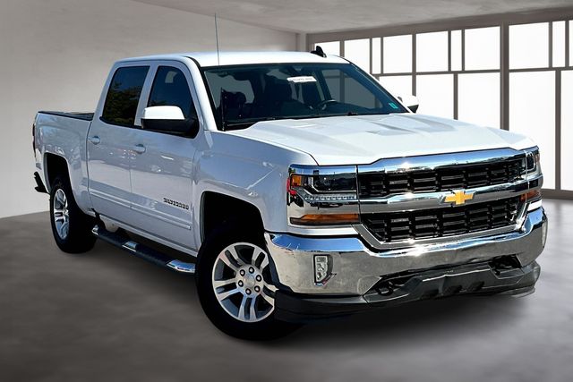 2018 Chevrolet Silverado 1500 LT photo 12