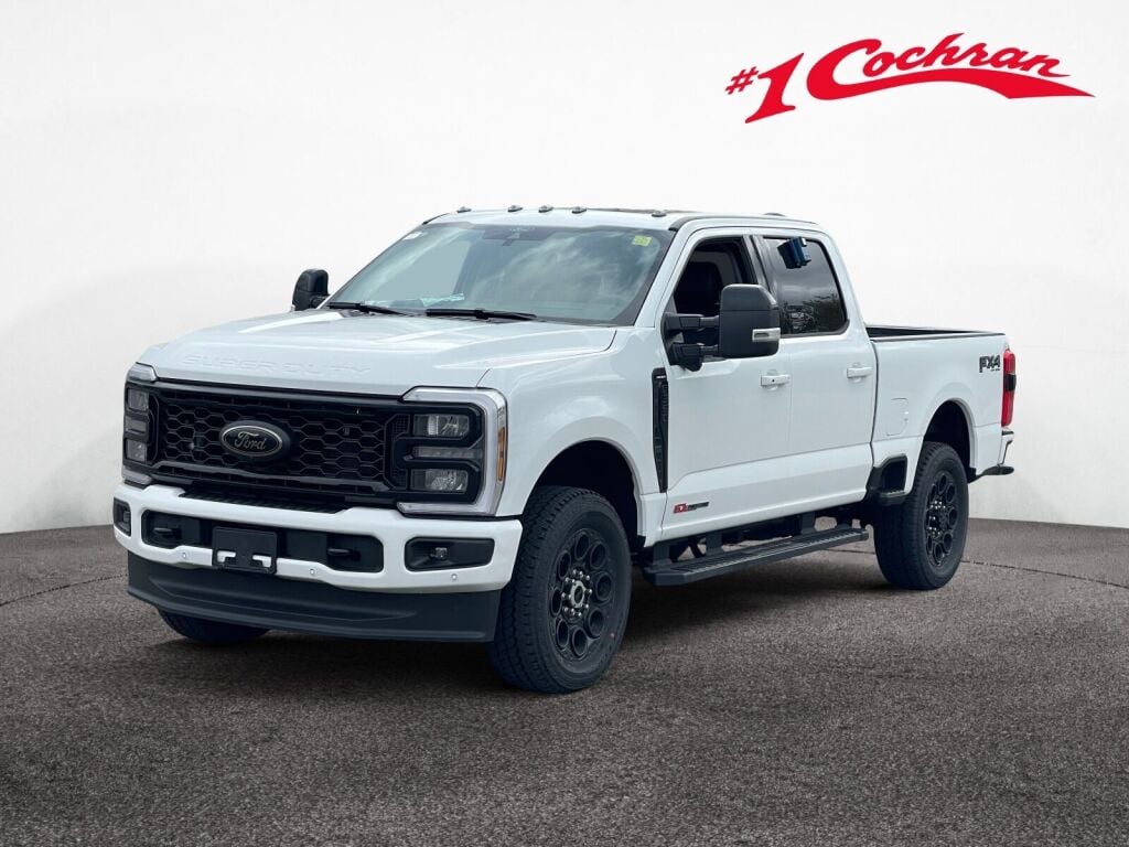 2026 Ford F-350 Lariat photo 3