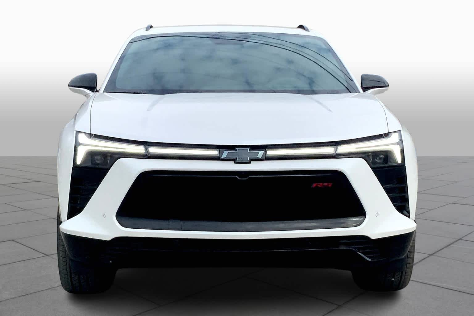 2025 Chevrolet Blazer RS photo 3