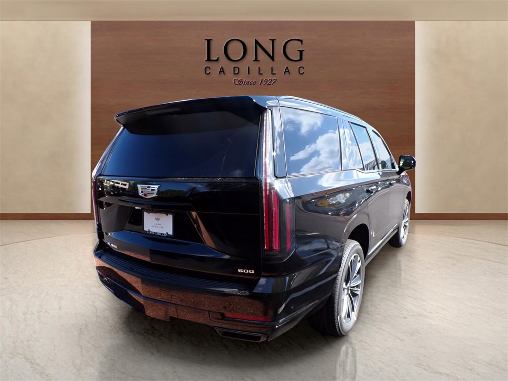 2026 Cadillac Escalade Sport photo 4