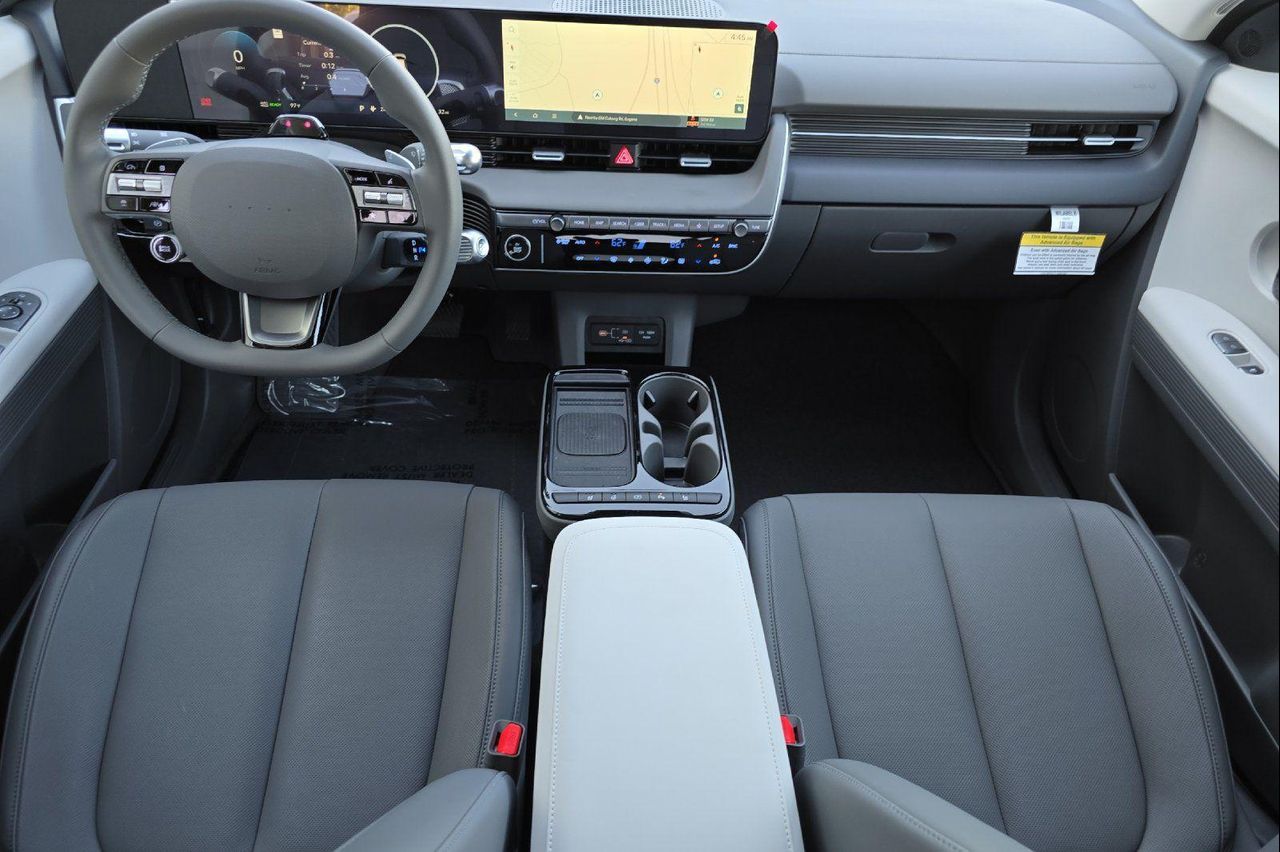 2025 Hyundai Ioniq 5 SEL photo 11