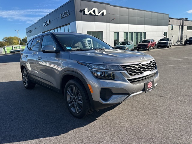 Used 2022 Kia Seltos LX with VIN KNDEPCAA5N7328538 for sale in Cranston, RI