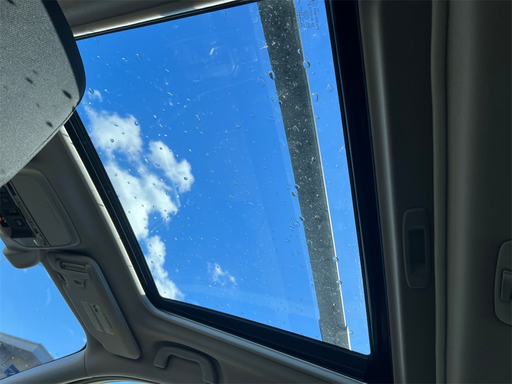 2020 Subaru Forester Premium photo 24