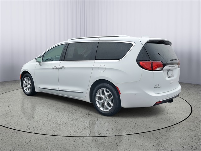 2020 Chrysler Pacifica Limited photo 4