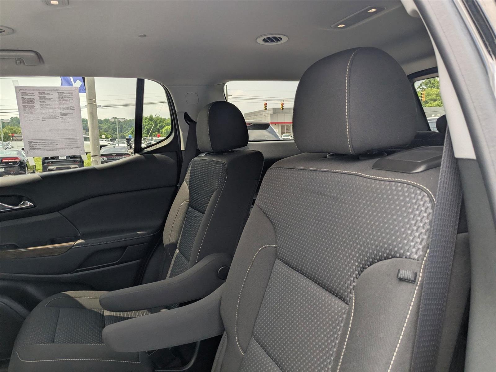 2023 Gmc Acadia SLE photo 27