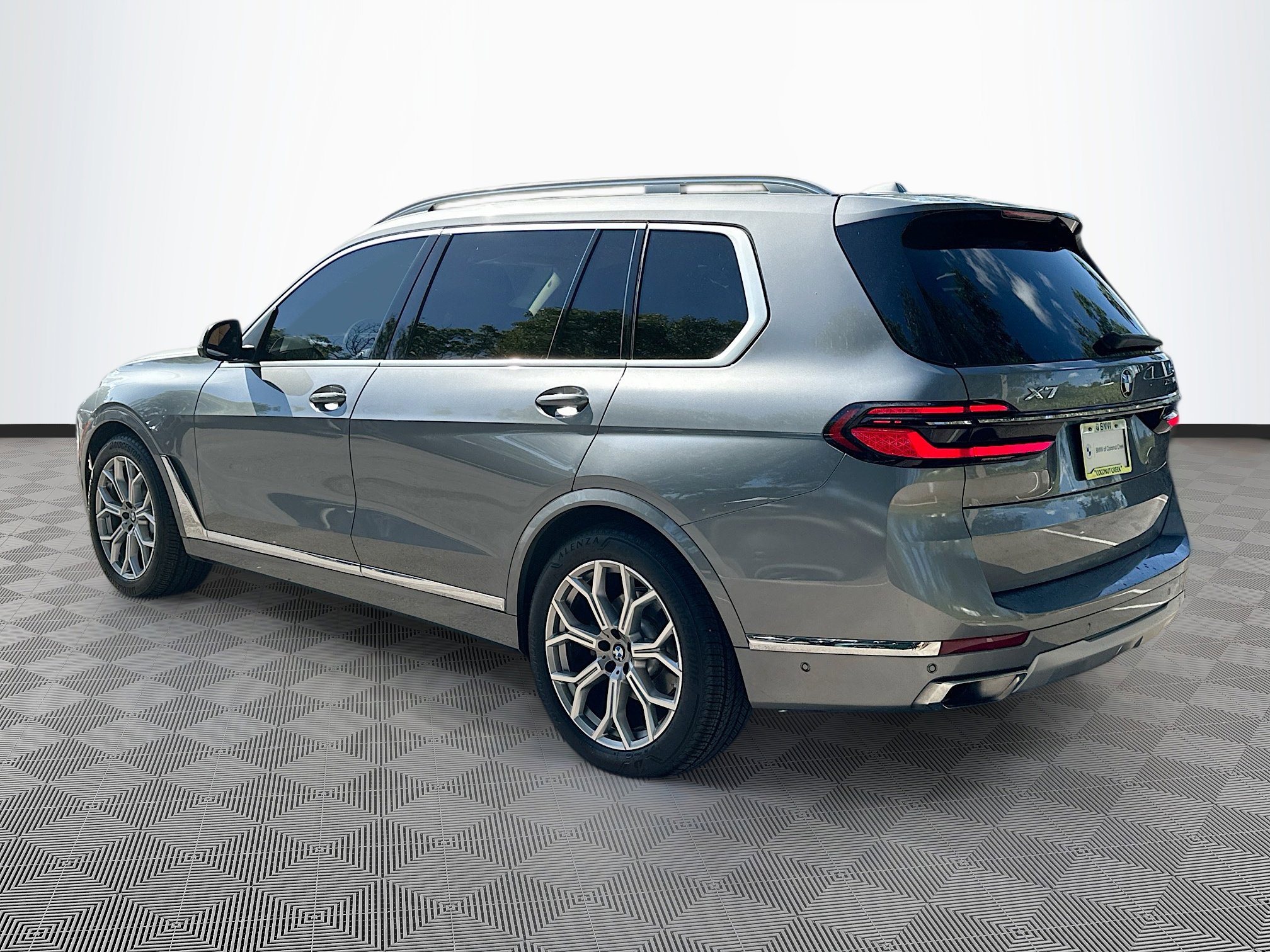 2023 Bmw X7 xDrive40i photo 5