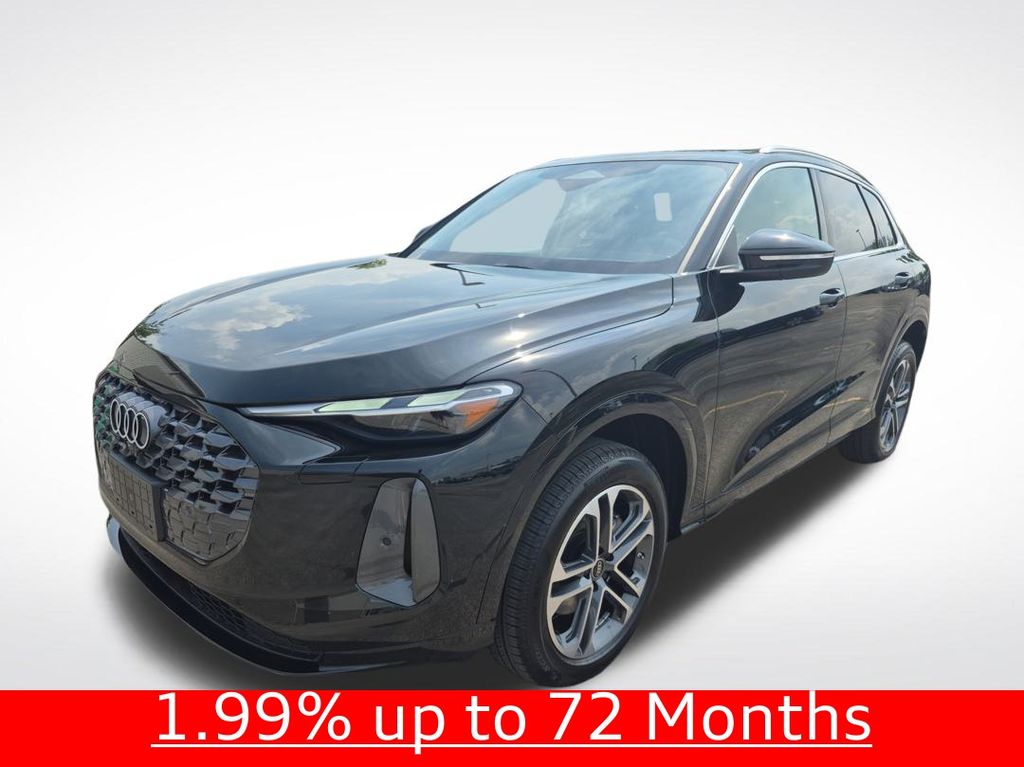 2025 Audi New Q5 Premium's photo