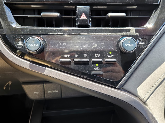 2023 Toyota Camry LE photo 16