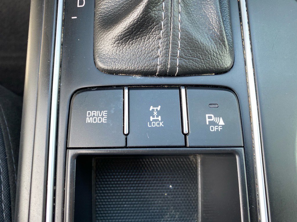 2019 Kia Sorento S photo 12