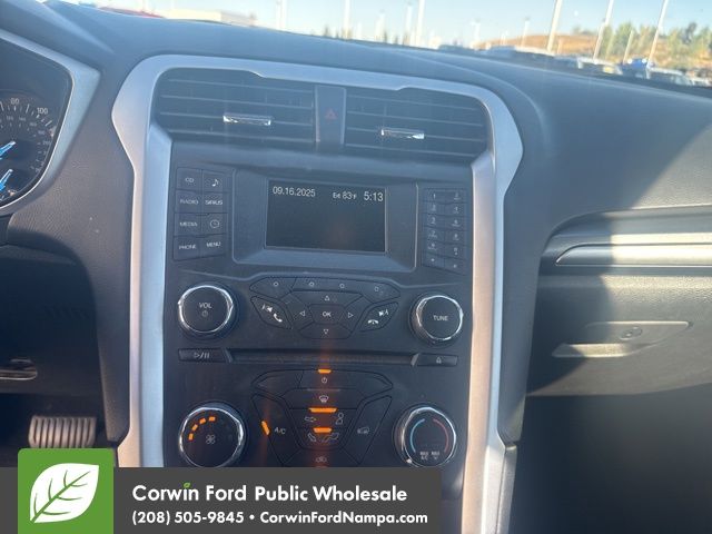 2013 Ford Fusion SE photo 13