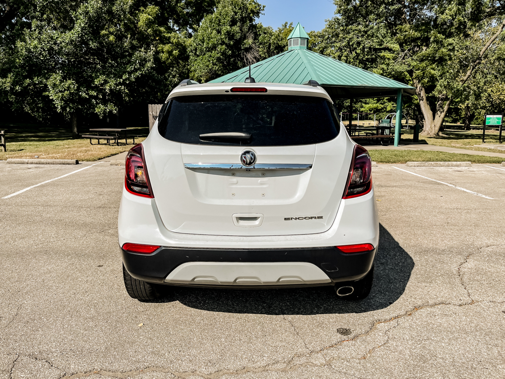 2019 Buick Encore Essence photo 3