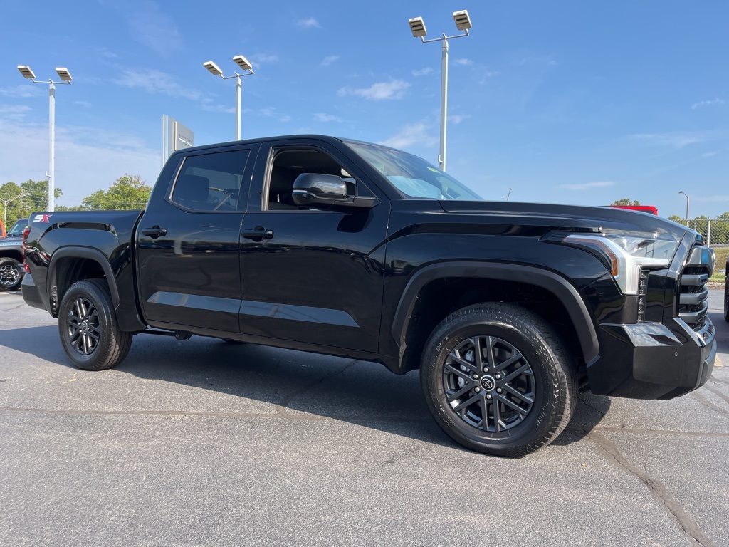 2023 Toyota Tundra SR5 photo 22