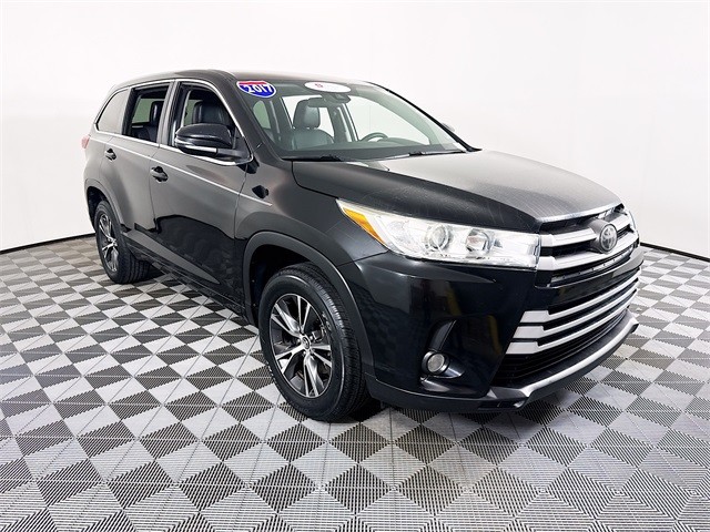 2017 Toyota Highlander LE