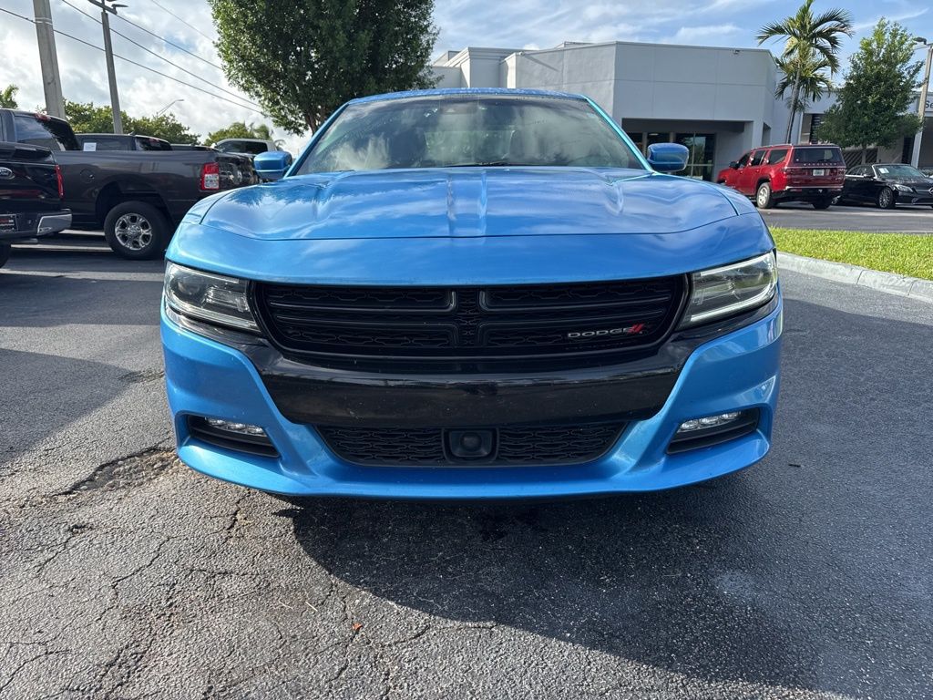2016 Dodge Charger R/T photo 2