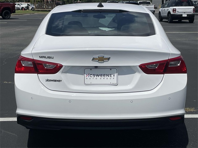 2024 Chevrolet Malibu LS photo 4