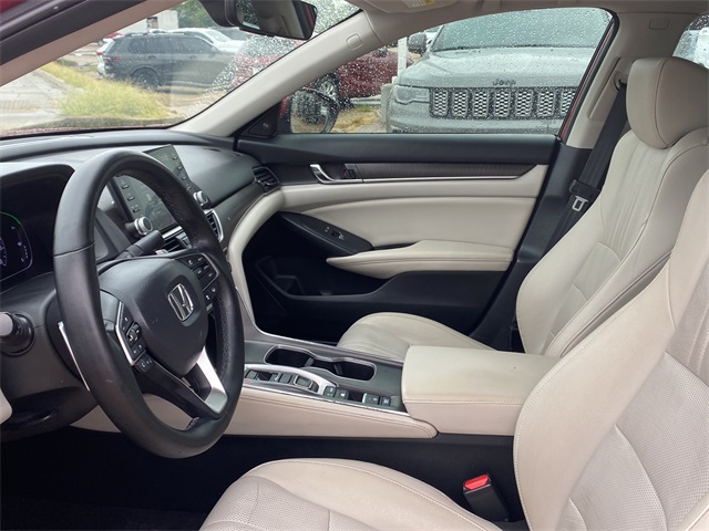 2019 Honda Accord Hybrid Touring photo 19