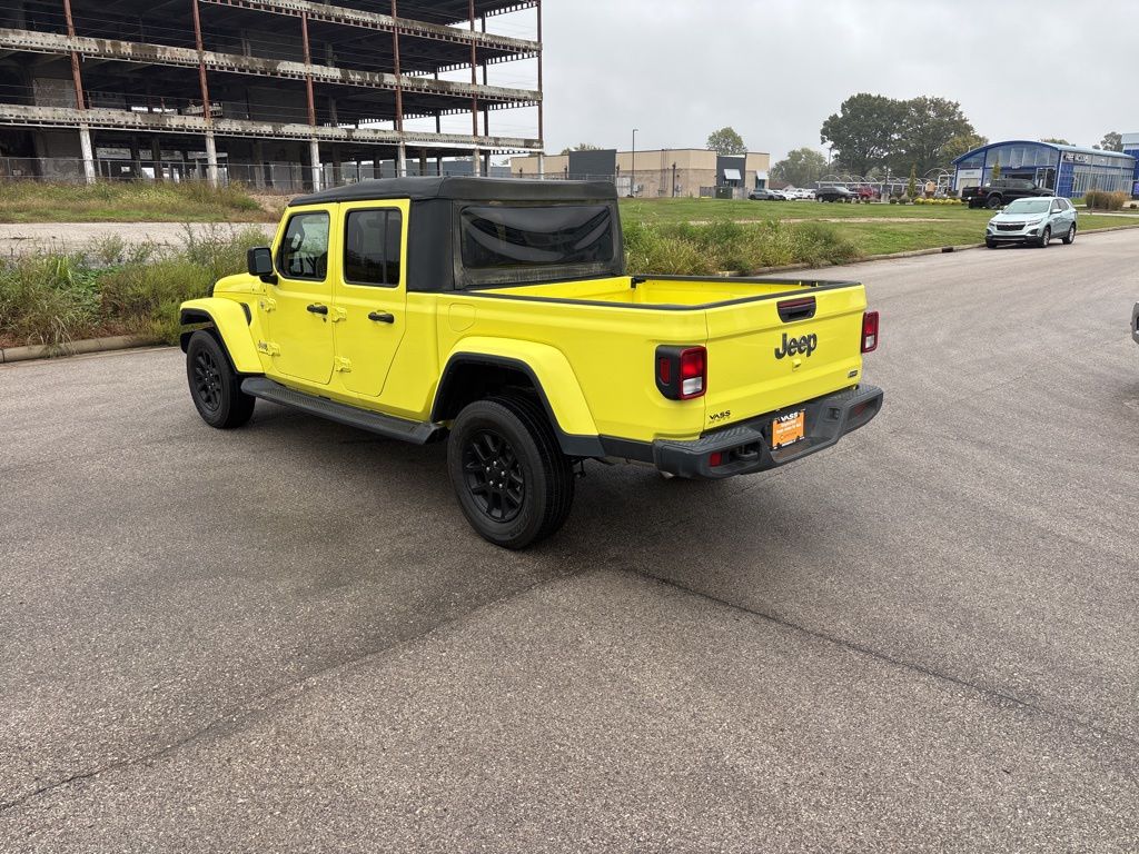 2023 Jeep Gladiator Overland photo 3