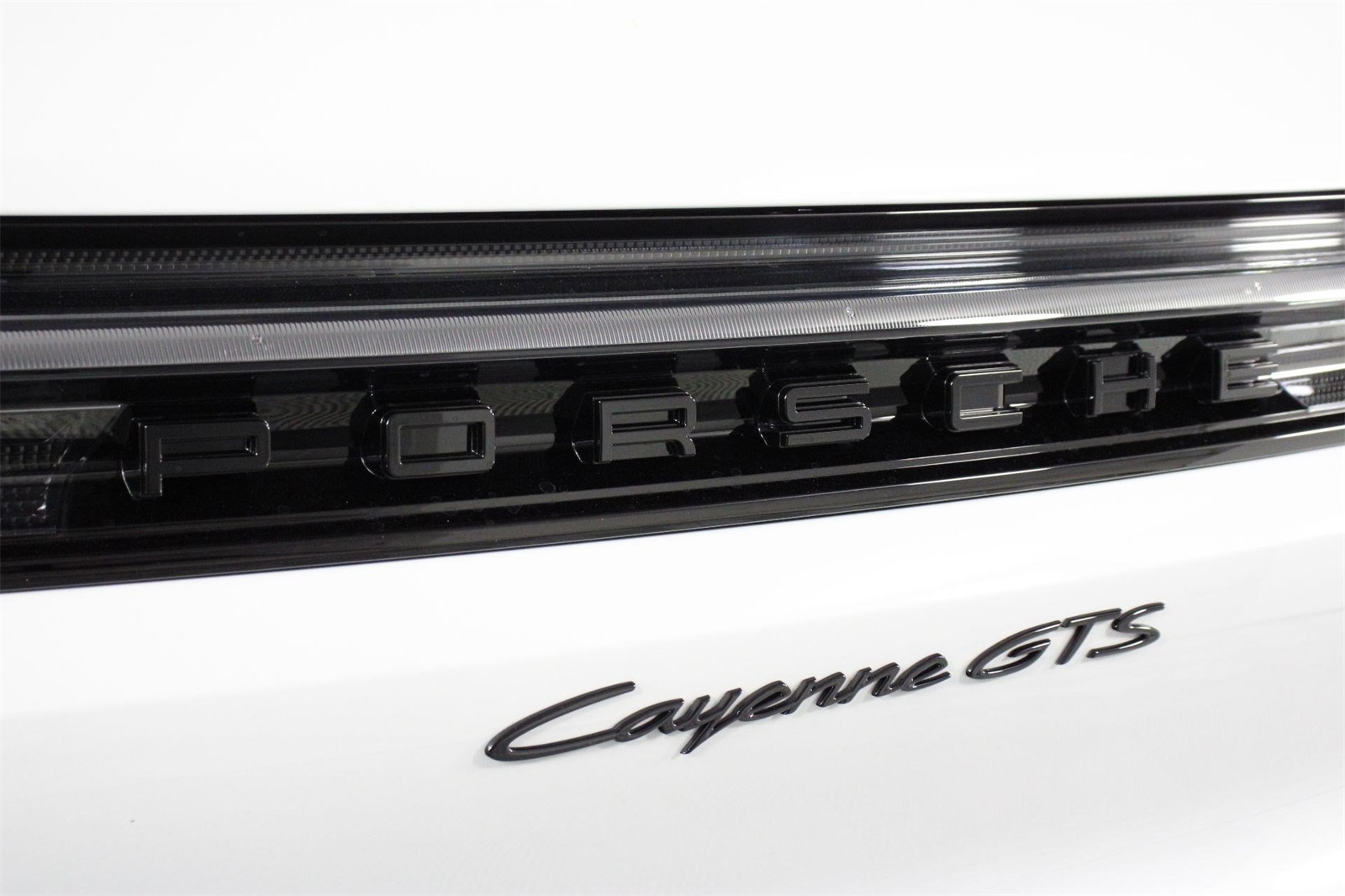 2026 Porsche Cayenne GTS photo 22