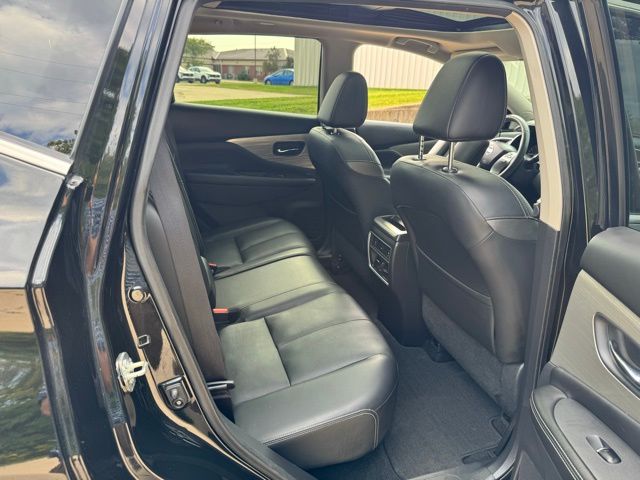 2017 Nissan Murano Platinum photo 23