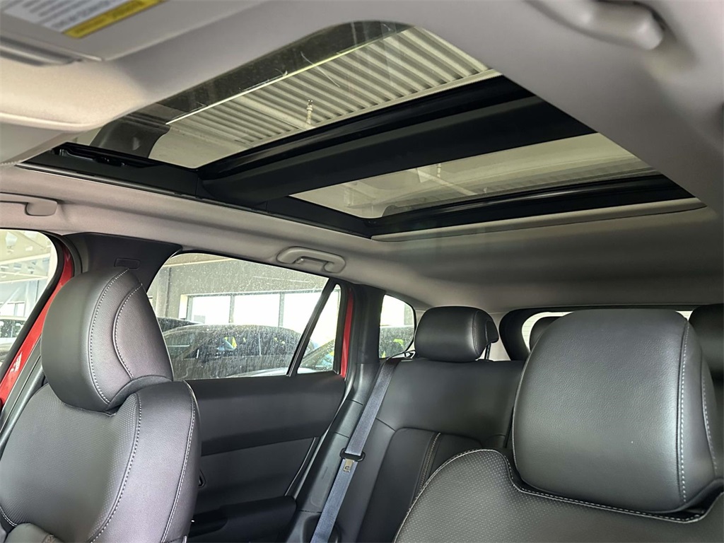 2025 Mazda CX-50 Premium photo 3