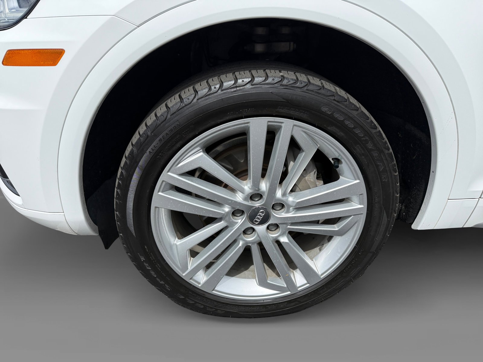 2019 Audi Q5 2.0T Premium Plus photo 9