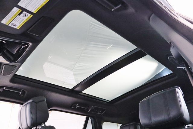 2022 Land Rover Range Rover photo 12