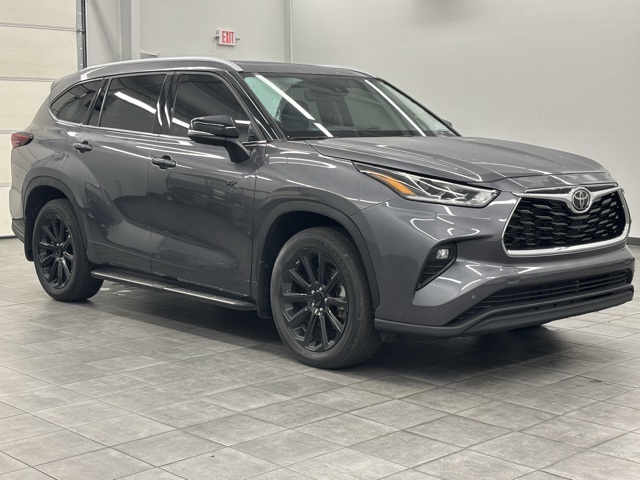 2024 Toyota Highlander Limited's photo