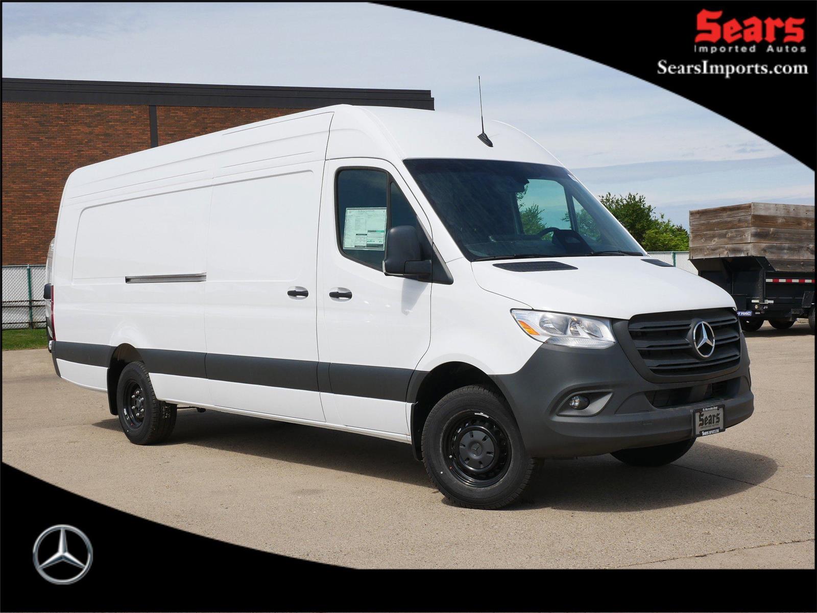 2025 Mercedes-Benz Sprinter Cargo Van Base's photo