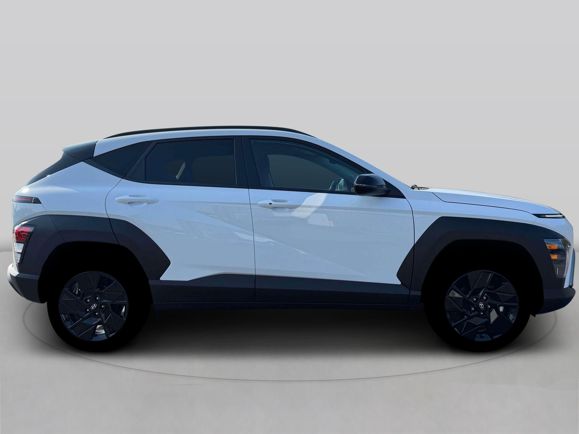 2026 Hyundai Kona SEL photo 3